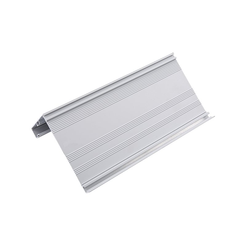 Snyggt hållbart fuktbeständigt gardinbandssystem